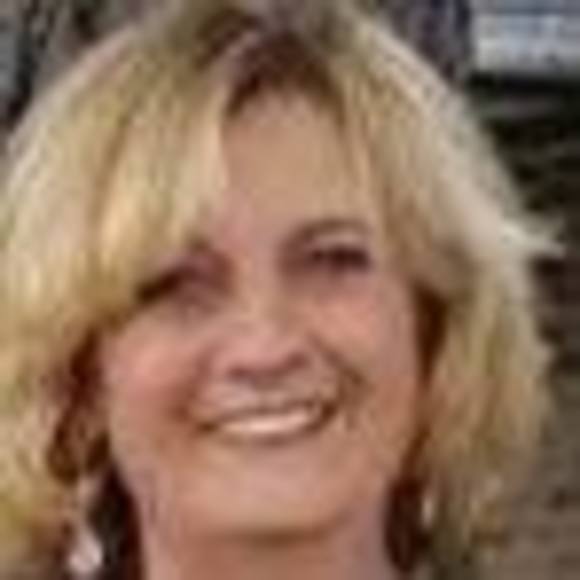 Meet your Posher, Jackie - Picture 1 of 1